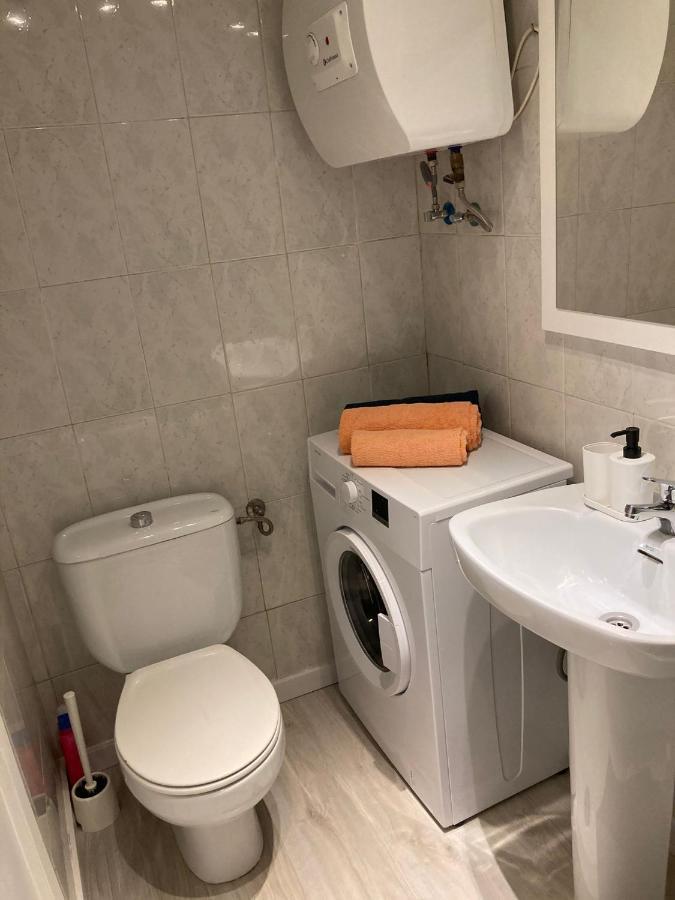 2-Estudio Zona Chamberi Quevedo Apartment Madrid Bagian luar foto